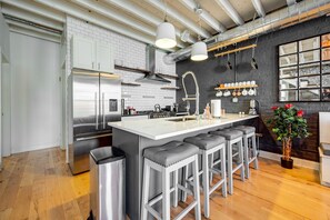 Fully stocked kitchen