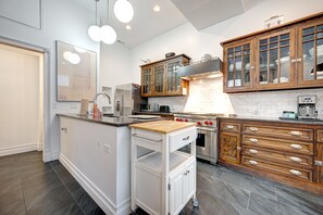 Indoors, Kitchen, Floor, Kitchen Island, Microwave