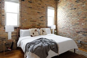 Bedroom, Indoors, Room, Bed, Furniture