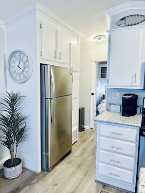 Kitchen & Hallway
