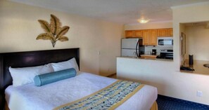 Unit with Queen bed