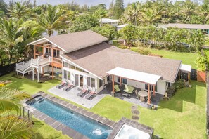 Spacious and private Hale mar