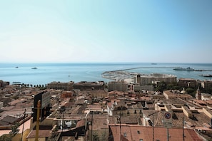 Vue sur la plage ou l’océan