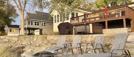 Hot tub and River Views