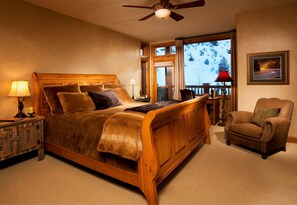 Get a good night's sleep in the comfortable beds - please specify any bedding preferences with our team!