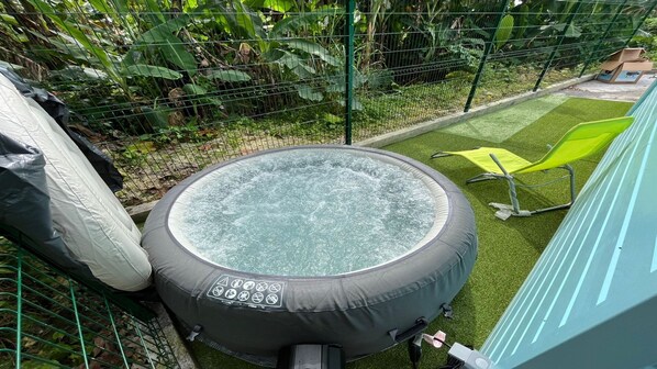 Bubbelpool utomhus