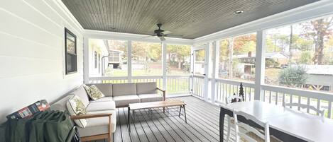 Screened-in Back Porch