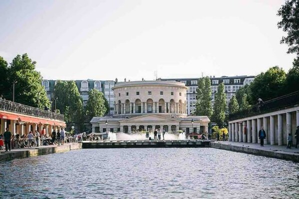 La Rotonde, lieu culturel, canal de l’ourcq (quartier vivant) à 5 min à pied