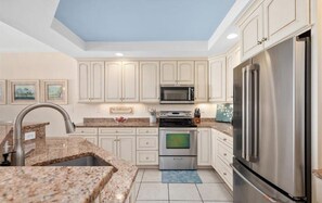 Kitchen (1)