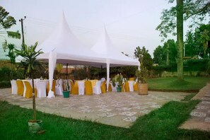 Área para banquetes al aire libre