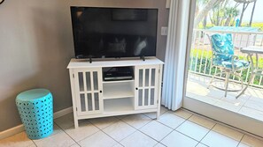 Flat screen smart TV!