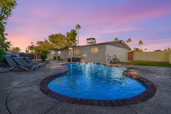 Pool