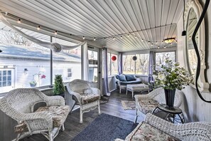 Enclosed Back Porch | Free WiFi | Pet Friendly w/ Fee