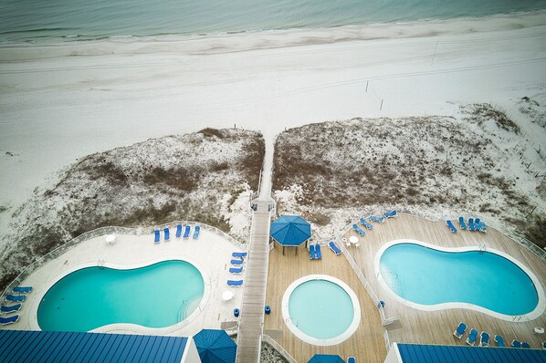 Three different outdoor pools to choose from.
