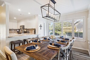 Open Concept Kitchen & Dining Area