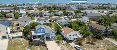 Island Life Cottage is just a short drive to two nearby beach accesses with parking!