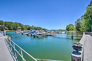 Keowee Key Marina | Community Amenity Access