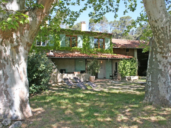 Extérieur maison de vacances [été]