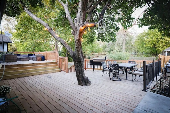 Private Deck | Outdoor dining | Wood Pellet Traeger Grill | Creek View