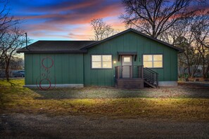 The Green House on Texoma at dusk