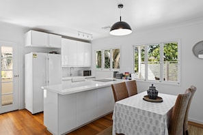 Kitchen/Dining Area