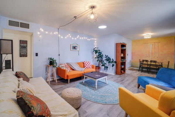 Cottonwood Vacation Rental | 3BR | 2BA | 1,170 Sq Ft | 1 Step Required