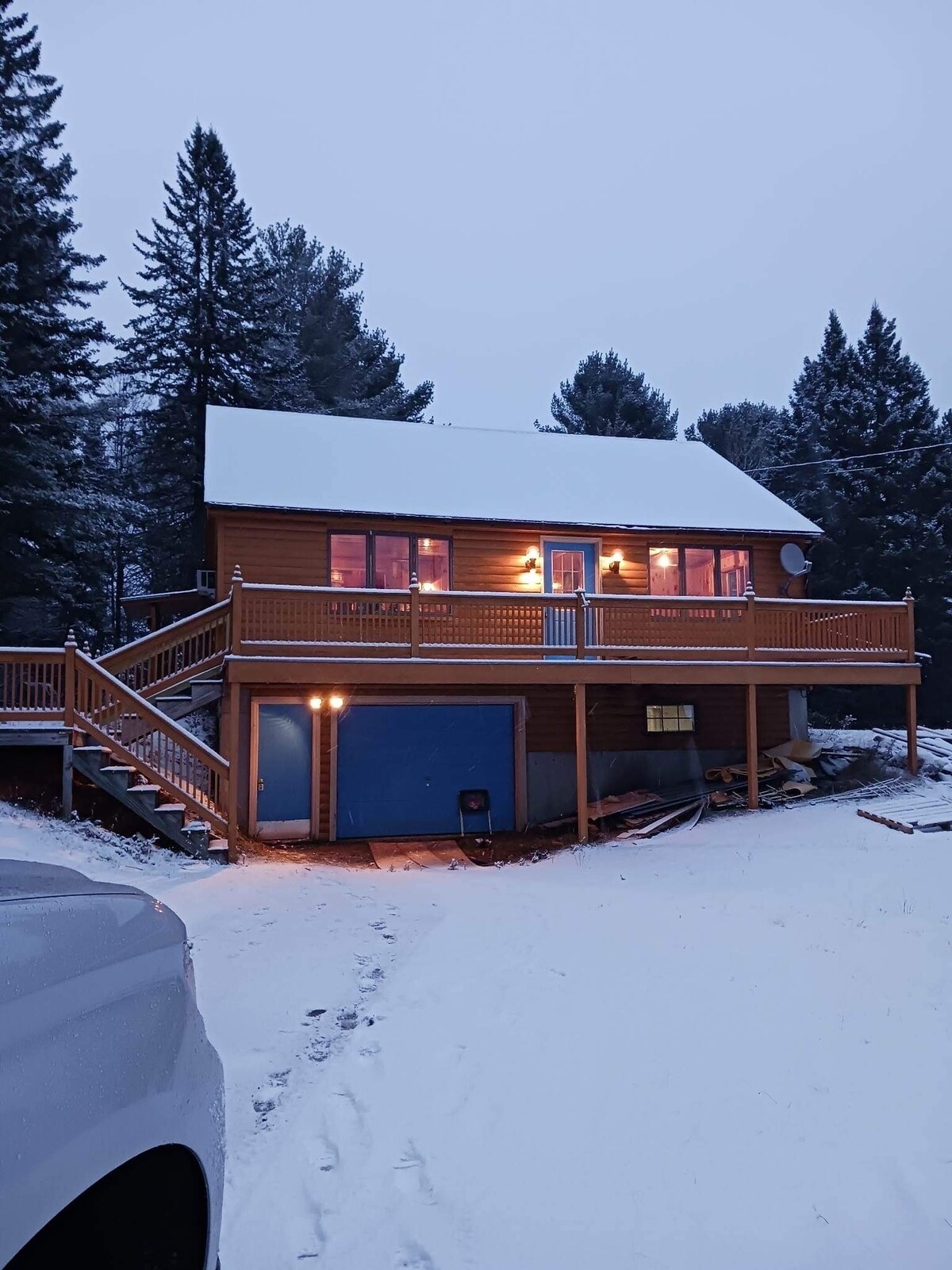 Main Image