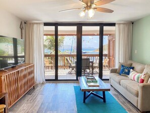 "Great place with a marina view and quick walk to the pool, beach and cabs."