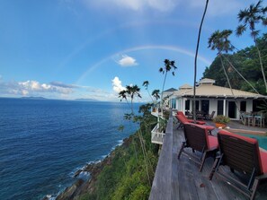 Find your perfect vacation at the end of the rainbow here at Sea View Villa