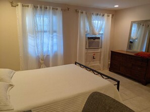 Queen bedroom