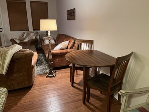 Cute drop leaf table that can be fully extended