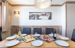 Tuck into a great meal at the dining table.