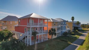 Coral Sunset Cottage