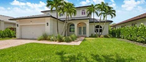 Drive way and front of the house