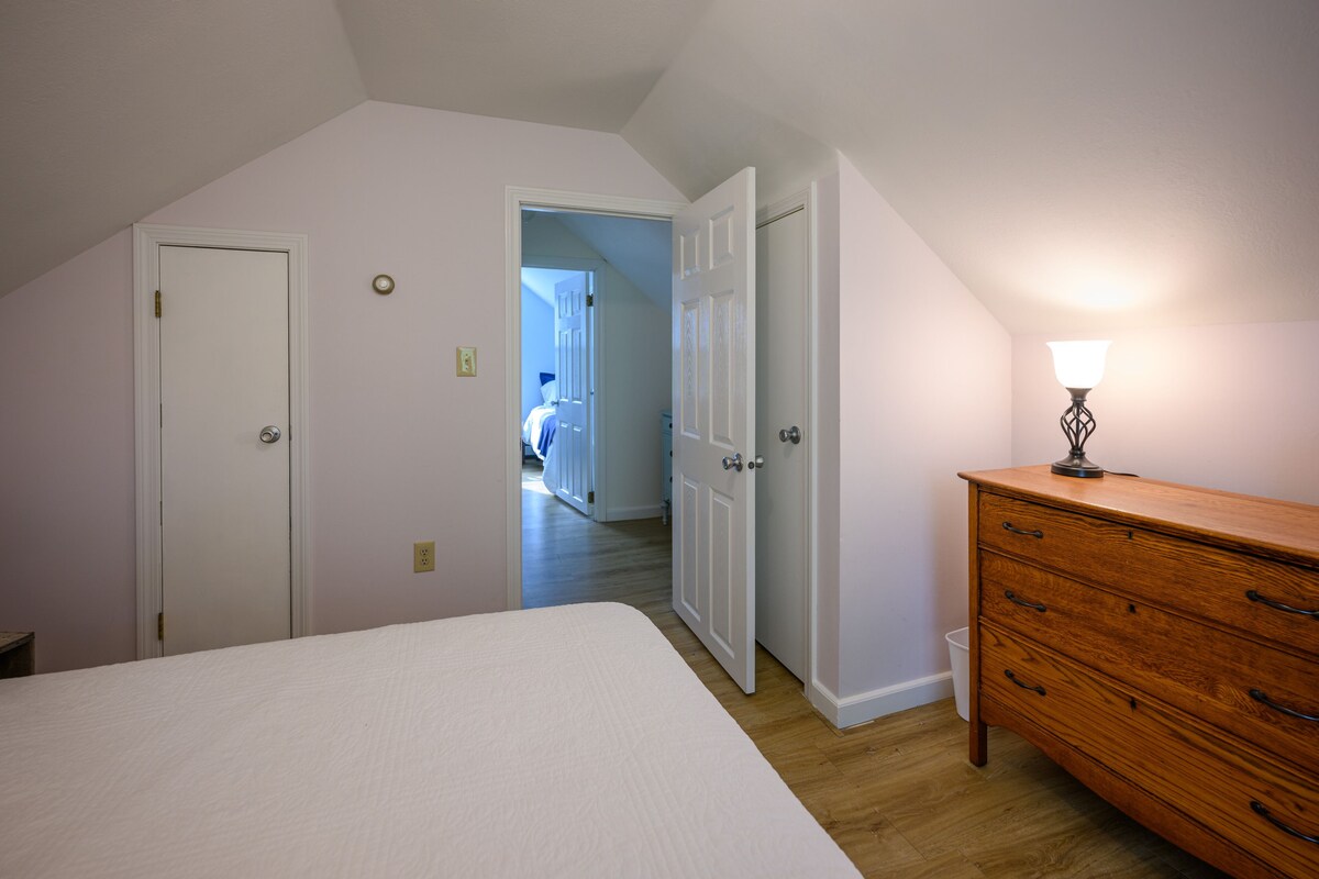 Weskeag Cottage – Arcade, Fire Pit, Clean, Bright, Nearby Coastal Activities