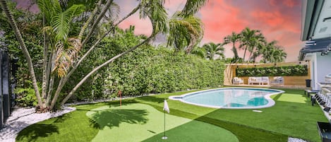 In our house you'll find an amazing pool and mini golf 