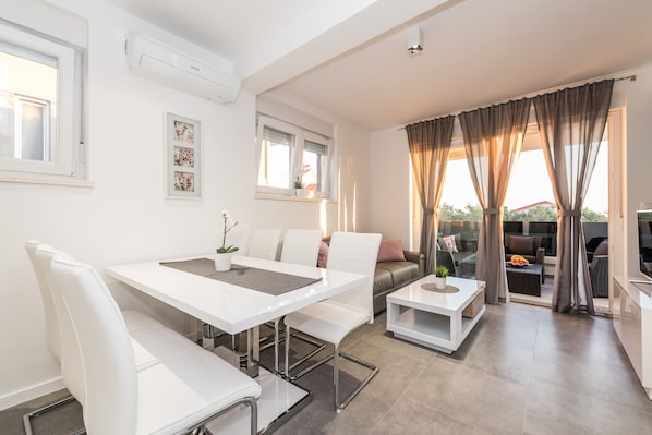 In-room dining