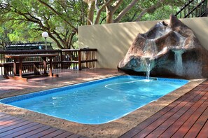 Utomhuspool