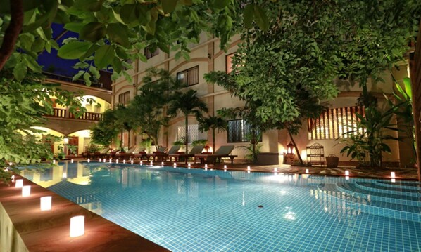 Pool