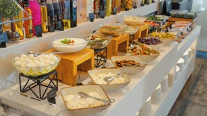 朝食ビュッフェ