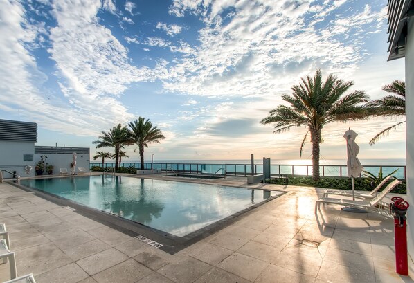 Rooftop pool