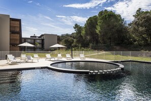 Piscina all'aperto