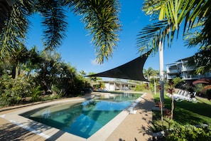 Piscina estreita