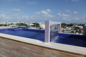 Utomhuspool