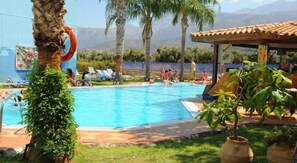 Utomhuspool