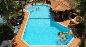 Utomhuspool
