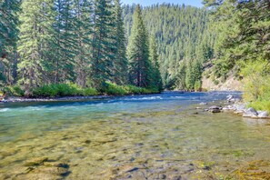 Gallatin River | Steps Away