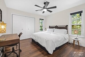 King Size Bedroom 