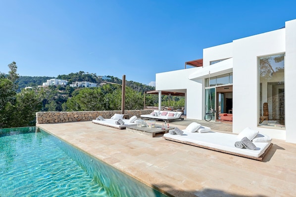 Villamore