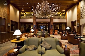 Lobby Park Hyatt - Beaver Creek CO